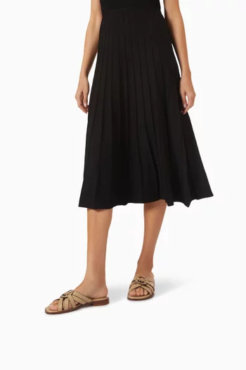 Erika Flat Sandals in Leather