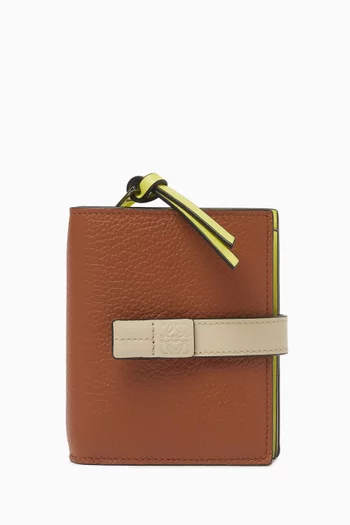 Compact Zip Wallet in Grainy Calfskin