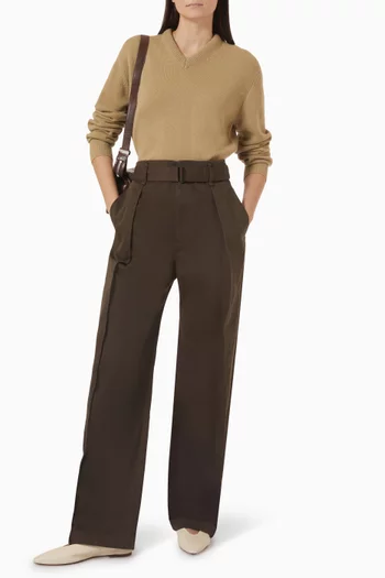 Curved Pants in Cotton Twill Blend