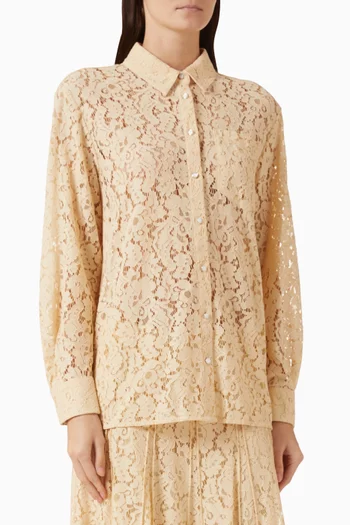 Point-collar Shirt in Lace