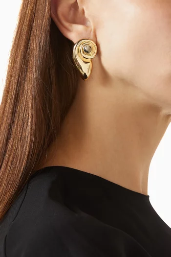 The Palma Shell Earrings in 14kt Gold-plated Brass