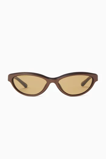Curvo Cat-eye Sunglasses in Acetate