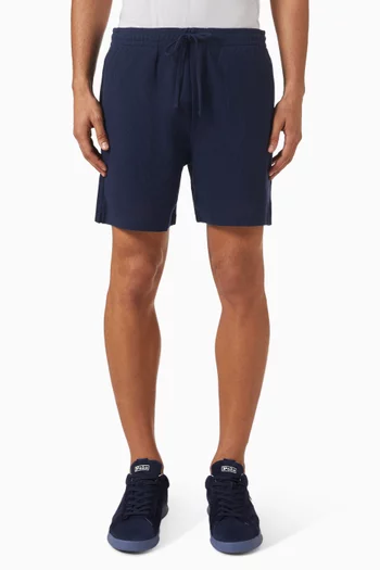 Drawstring Shorts in Mesh-knit
