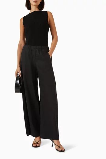 Curved Parachute Pants