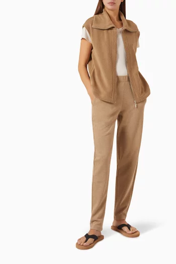 Zip Vest in Teddy Fleece