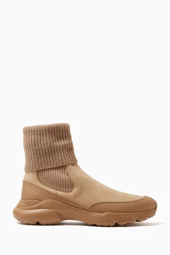 Chelsea Boots in Nubuck & Knit