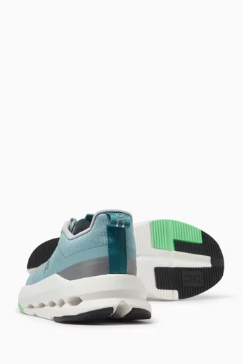 Cloudnova Sneakers