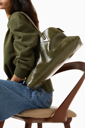 Medium La Passeggiata Top-handle Bag in Patent Leather