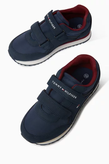 Low-cut Velcro Sneakers