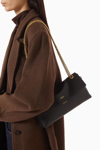 Chelsea Shoulder Bag 26 With Chain in Grain Leather