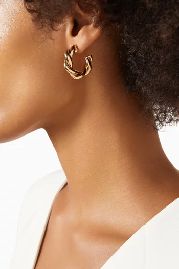 Twisted Lilly Huggie Earrings in Gold-plated Brass