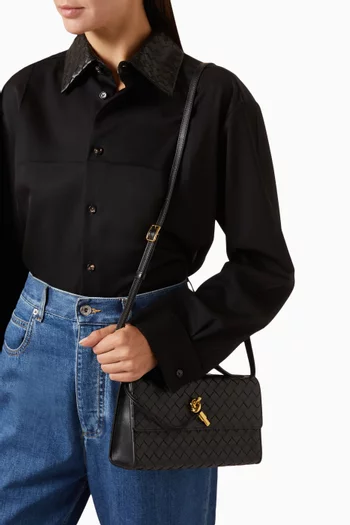 Andiamo 25 Top-handle Clutch in Intrecciato Leather