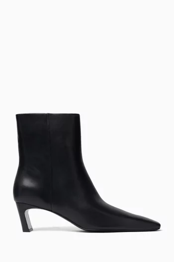 Kai Ankle Boots in Leather