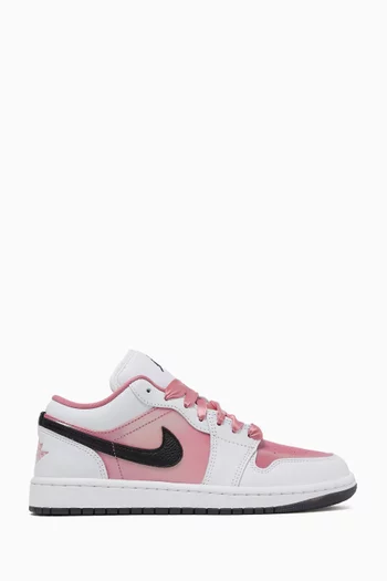 Air Jordan 1 Low SE Sneakers in Leather