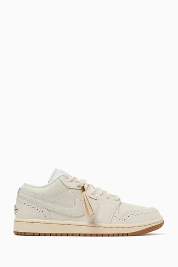Air Jordan 1 Low SE Sneakers in Leather