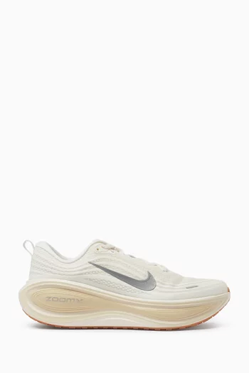 Vomero Plus Running Sneakers