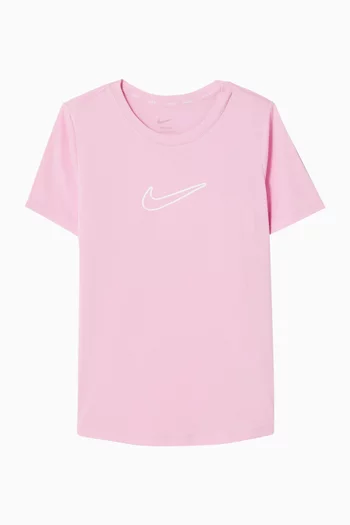 تي شيرت بطبعة شعار الماركة وتقنية Dri-FIT‏ قماش منسوج