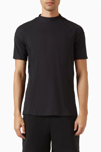 تي شيرت تيك بتقنية Dri-FIT ADV