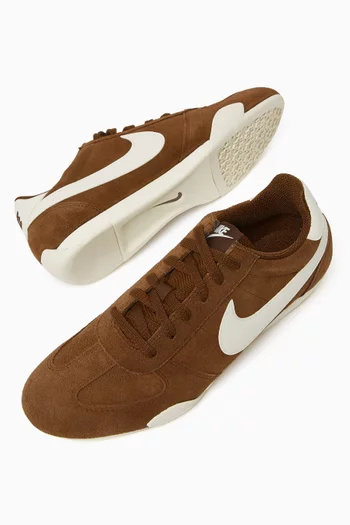 Sprint Sister Low-top Sneakers in Suede