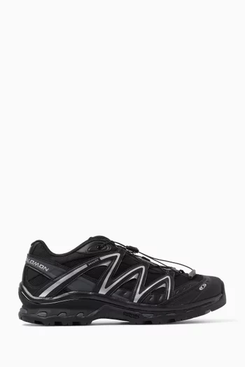 XT‑QUEST Sneakers