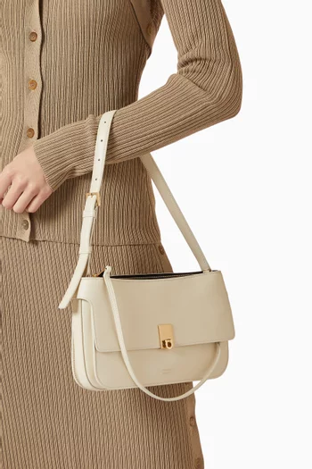 Small Cara Shoulder Bag in Leather