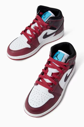 Air Jordan 1 Mid SE Sneakers