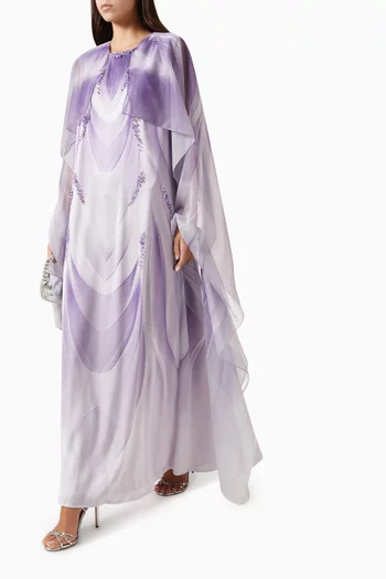 قفطان مزين بتطريزات