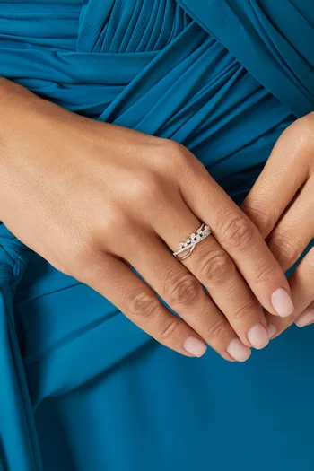 Intertwined Diamond Ring in 18kt White Gold