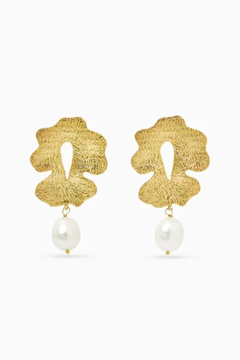HAND SCULPTED FLORAL FORMS PAIRED WITH NATURAL PEARLS WITH BRONZE BASE WITH 18K GOLD MICROPLATING:White    :One Size|220136693