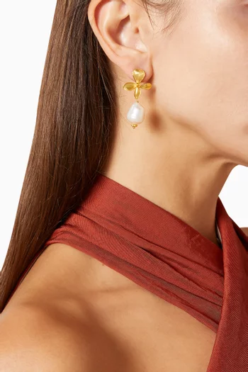 Jasmine Flower Drop Earrings in 18kt Gold-plated Bronze