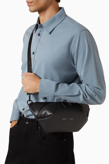 175 Moon Bag in Pebbled Leather
