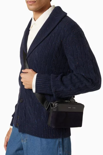 157 Essential Sling Bag in Leather