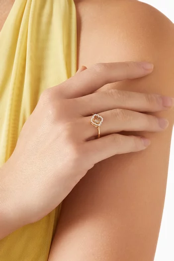 Dancing Diamond Ring in 18kt Gold