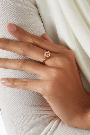 Dancing Diamond Ring in 18kt Gold