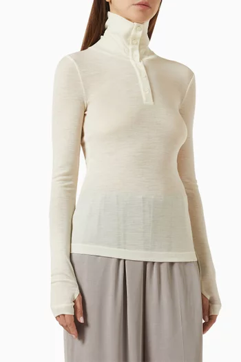 Buttoned Funnel-neck Top in Merino Wool