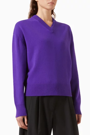 Layered V-neck Sweater in Merino Wool