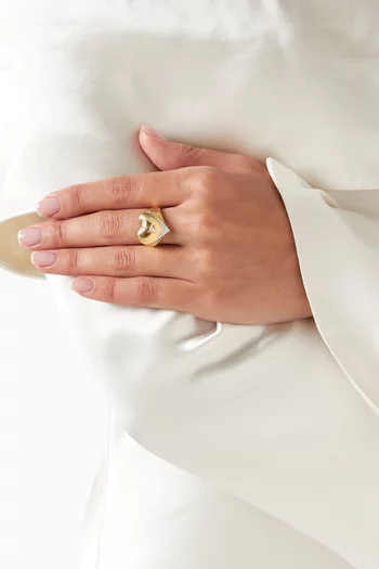 Heart Coded Diamond Ring in 18kt Gold