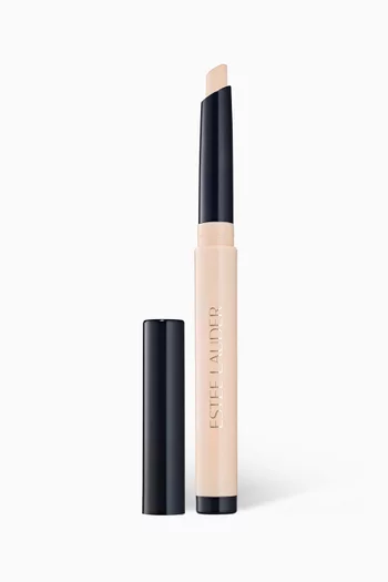 01 Oatmilk The Essential Eyeshadow Stick, 1.6g