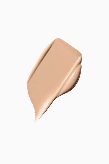 NC16 Studio Fix Fluid SPF 15 Matte Foundation, 30ml