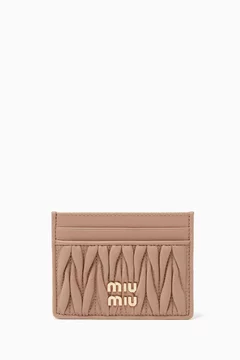 ★25SS 超新作★MIU MIU★Matelasse Flap Card Holder★2色 Powder Pink Matelassé Nappa Leather Card Holder | Miu Miu