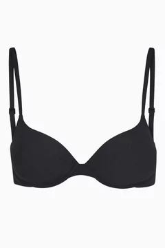 أسود أونيكس