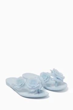 أزرق