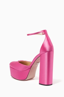Pink outlet platform pumps