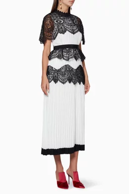 Buy Self-Portrait Black Ivory & Black Floral Lace Scallop Cape Dress for  Women Online | Ounass Kuwait