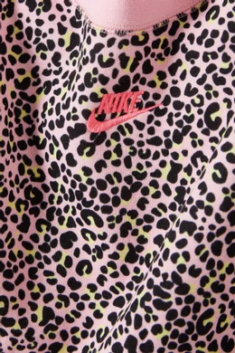 Buy Nike Pink Nike Crew Animal Print Sweatshirt for Women Online Ounass Kuwait