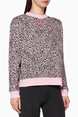 Buy Nike Pink Nike Crew Animal Print Sweatshirt for Women Online Ounass Kuwait