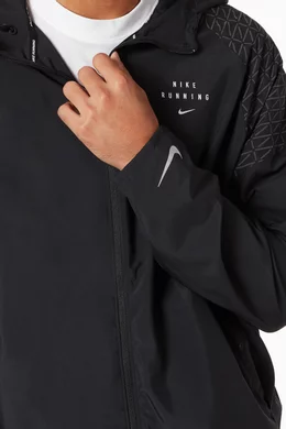 Nike essential flash jacket clearance