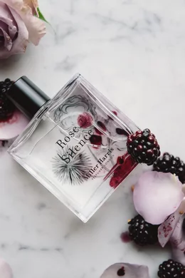 新品同様 MILLER HARRIS #Rose Silence 100ml Rose Silence Eau de Parfum | Miller Harris – Miller Harris US