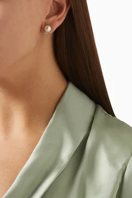 Cz by kenneth jay lane round freshwater pearl pendant deals