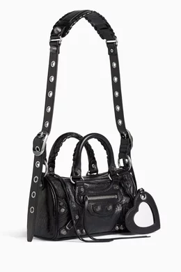 Buy Balenciaga Black Medium Le Cagole Duffle Bag in Arena Lambskin 